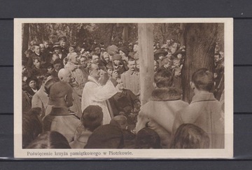 Poświęcenie krzyża w Piotrkowie - 1915 rok.