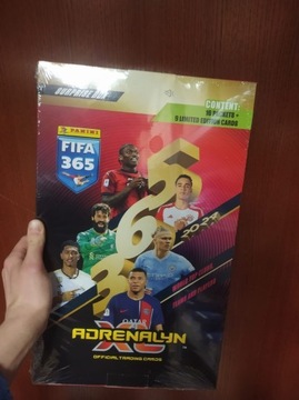 PANINI FIFA 365 KARTY PIŁKARSKIE KALENDARZ