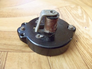 Stary dzwonek na 5 V z PRL (brak gongu)