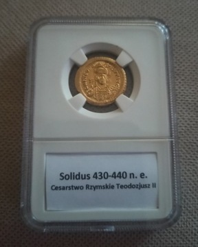 Piękny Solidus 430-440 n.e.