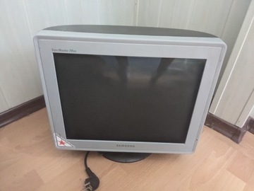 SAMSUNG SyncMaster 795DF monitor