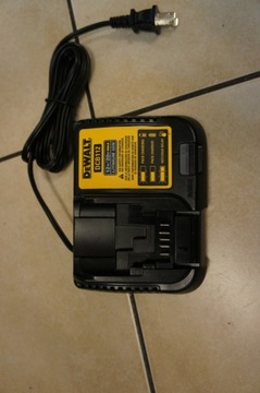 DEWALT DCB112 ŁADOWARKA 12V/20V