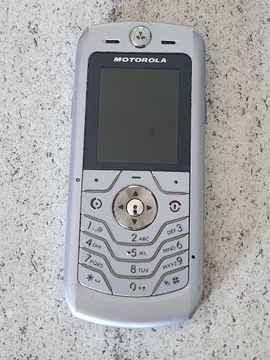 Telefon komórkowy Motorola L6 nie włącza się