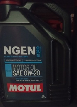 Olej silnikowy Motul hybrid NGEN 107142