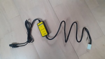 Adapter radia samochodowego na AUX/USB WT-USB01