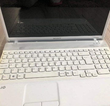 Laptop SONY VAIO PCG-61611M VPCEE2E1E
