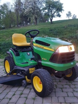 Traktorek kosiarka JOHN DEERE X140 B&S 22HP