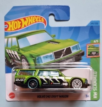 Hot Wheels VOLVO 240 DRIFT WAGON 