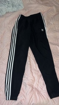 Spodnie Adidas czarne Xs