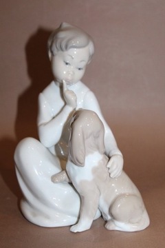 Figurka chłopiec z psem Lladro nr 431 FiaF