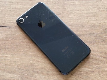 Apple iPhone 8  