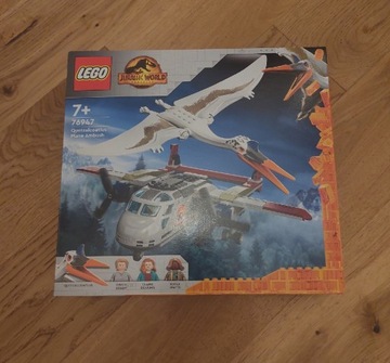 Lego 76947 Jurassic World zasadzka z samolotem 