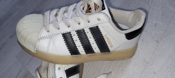 ADIDAS UROCZE BUTY SPORTOWE  28