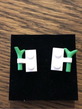Kolczyki Lego sztyfty z zielonym patyczkiem