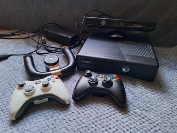 Xbox 360 - 2 pady, Kinect, Kierownica bezprzewodowa