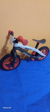 Rowerek biegowy chillafish bmx