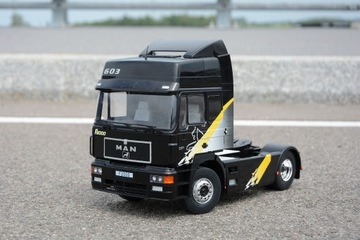 MAN F2000 1:18 V10 603 tir