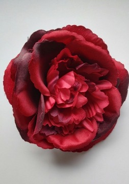 Materiałowa róża, główka róży