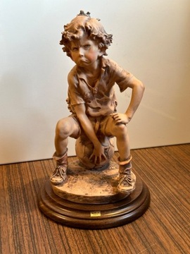 Giuseppe Armani chłopiec figurka 