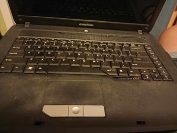 Laptop emachines E510 windows 7
