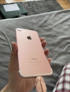 Iphone 7 32gb Rose Gold.