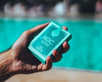 Kickstarter NOC LUXURY Aquamarine Deck Karty 