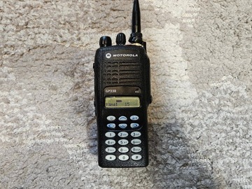 Motorola GP680 UHF + adapter SMA i antena 