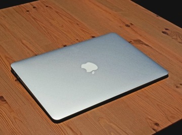 MacBook Air 13" (Mid 2012) w stanie bardzo dobrym