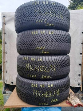 Opony wielosezonowe Michelin 275/45 R20