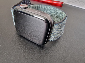 Apple Watch Series 5 44mm  GPS + Cellular A2157