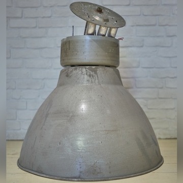 Zabytkowa duża lampa przemysłowa alu loft vintage 