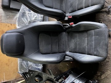 Fotele Mercedes W204 Coupe alcantara komplet