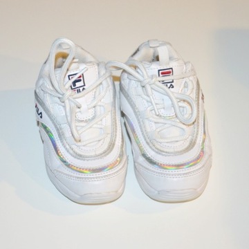Białe sneakersy fila 27