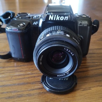 Nikon F-601 + Nikkor AF 35-70 mm 3.3-4.5 Obiektyw