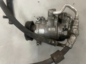 Alternator Volkswagen OE 03C903023G 