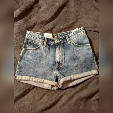 Krótkie spodenki marki LEE (Pin Up Short) Jeans