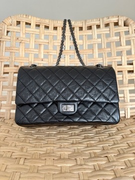 CHANEL 2.55 reissue 226