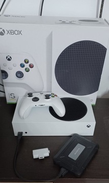 Xbox series s +dysk 1t 