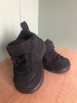 Buciki dla niemowlaka Nike czarne rzepy nowe