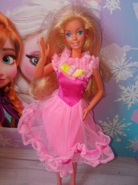 Lalka Barbie firmy Mattel z lat 90 tych nr 8