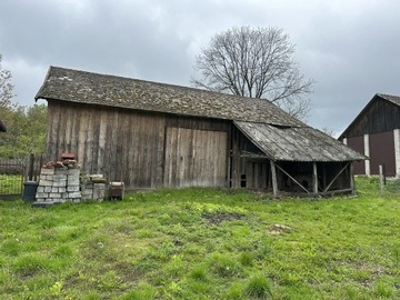 Stara stodoła do rozbiórki