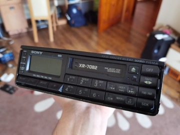 Radio Sony XR-7082