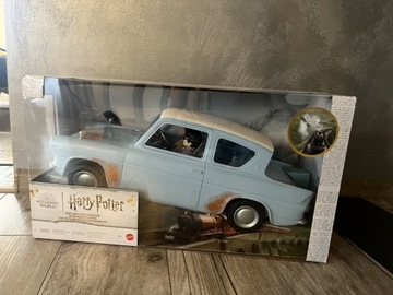 Zestaw lalki i samochód Mattel Harry Potter 6 lat