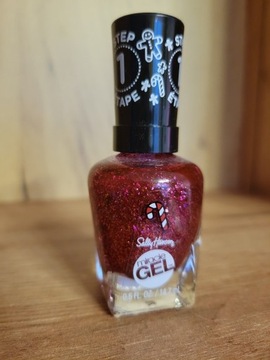 Nowy lakier Sally Hansen Miracle Gel #909