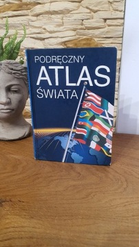 Podręczny Atlas Świata GeoCenter