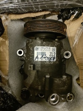 Sprężarka klimatyzacji UC4 A14XER 401351739 Opel 