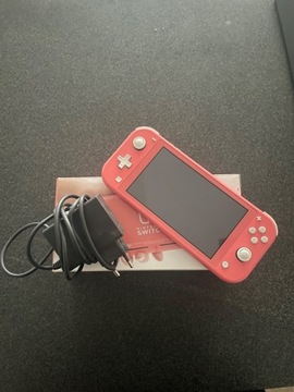 nintendo switch lite różowy + pokemon sword