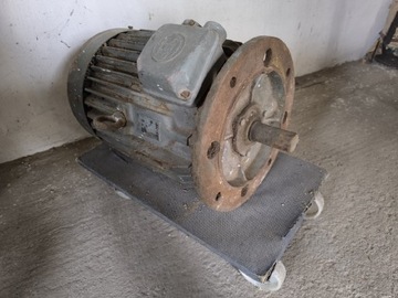 Silnik elektryczny indukcyjny 13kW 220/380V