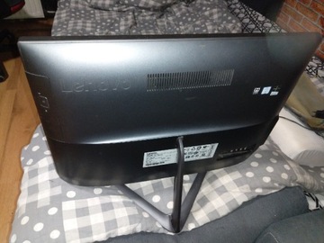 Lenovo PC + klawiatura Logitech G213