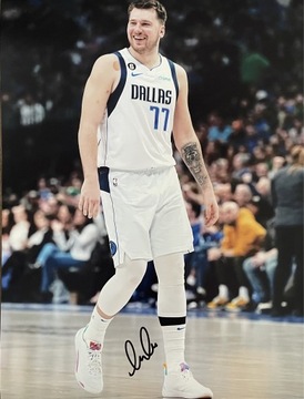 Luka Doncic - plakat 30x40 z autografem 